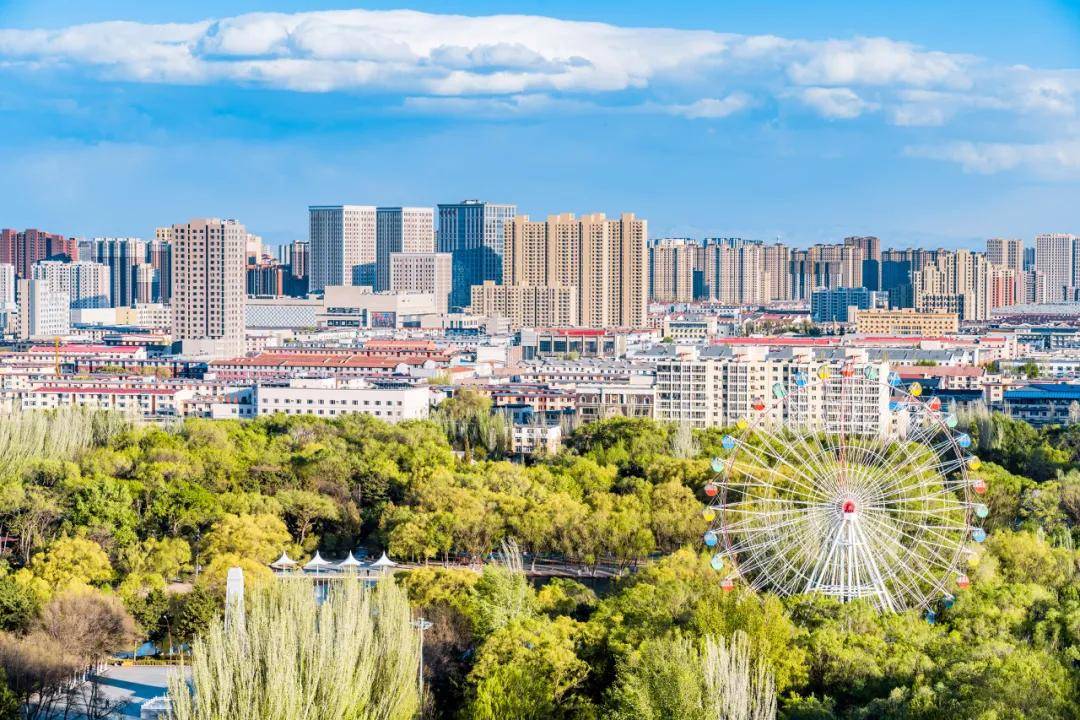 草原明珠，呼和浩特的历史风情之旅